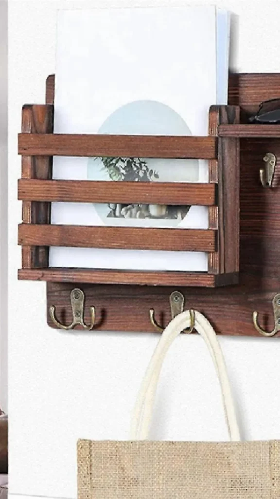 cozy entryway decor ideas key mail station warm leather brass